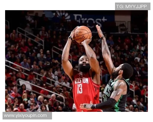 哈登：现如今每个人都在用后撤步，这绝对是我引以为傲的一点